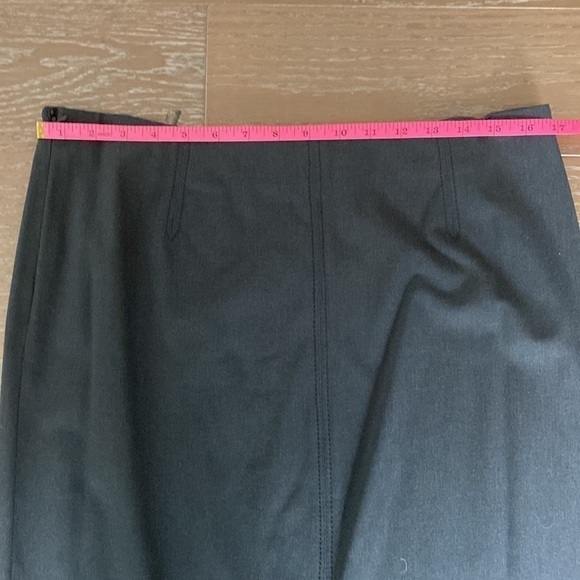 DKNY Two Piece Skirt Suit | Gray | 12. - Picture 13 of 14